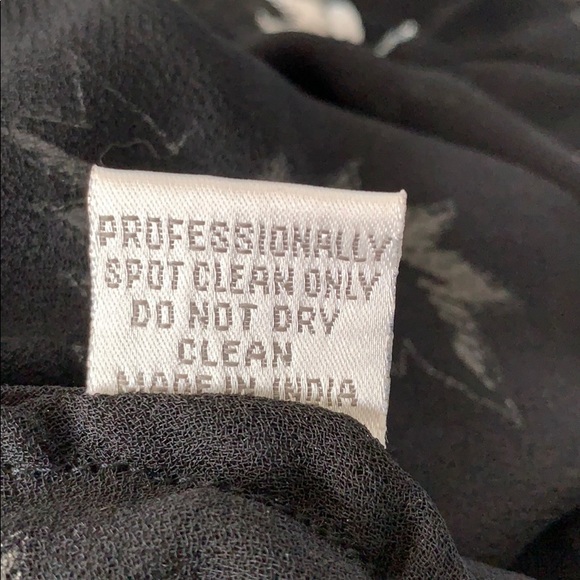 100% Silk Embroidered/Sequined and Beaded Blouse. - Picture 5 of 6